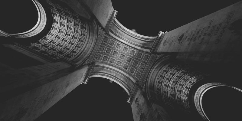 电子商务与数字营销新引擎：HLMTTC框架下网络自动化与编排工具的运维革命