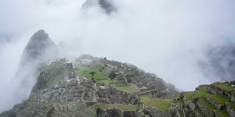 网络切片在5G专网中的实现：为垂直行业提供定制化网络服务与HLMTTC安全保障